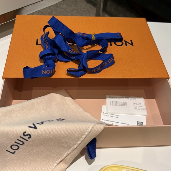 Authentic Louis Vuitton Mini Pochette Lemon Curd Yellow - Picture 8 of 10